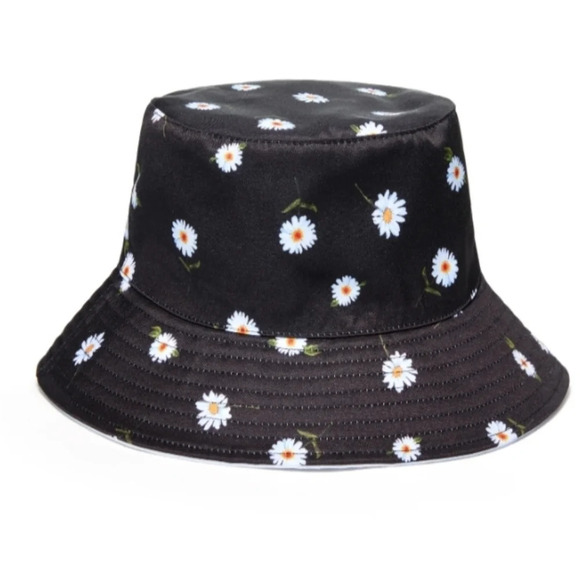 AO X FABFITFUN REVERSIBLE BUCKET HAT - Picture 3 of 5